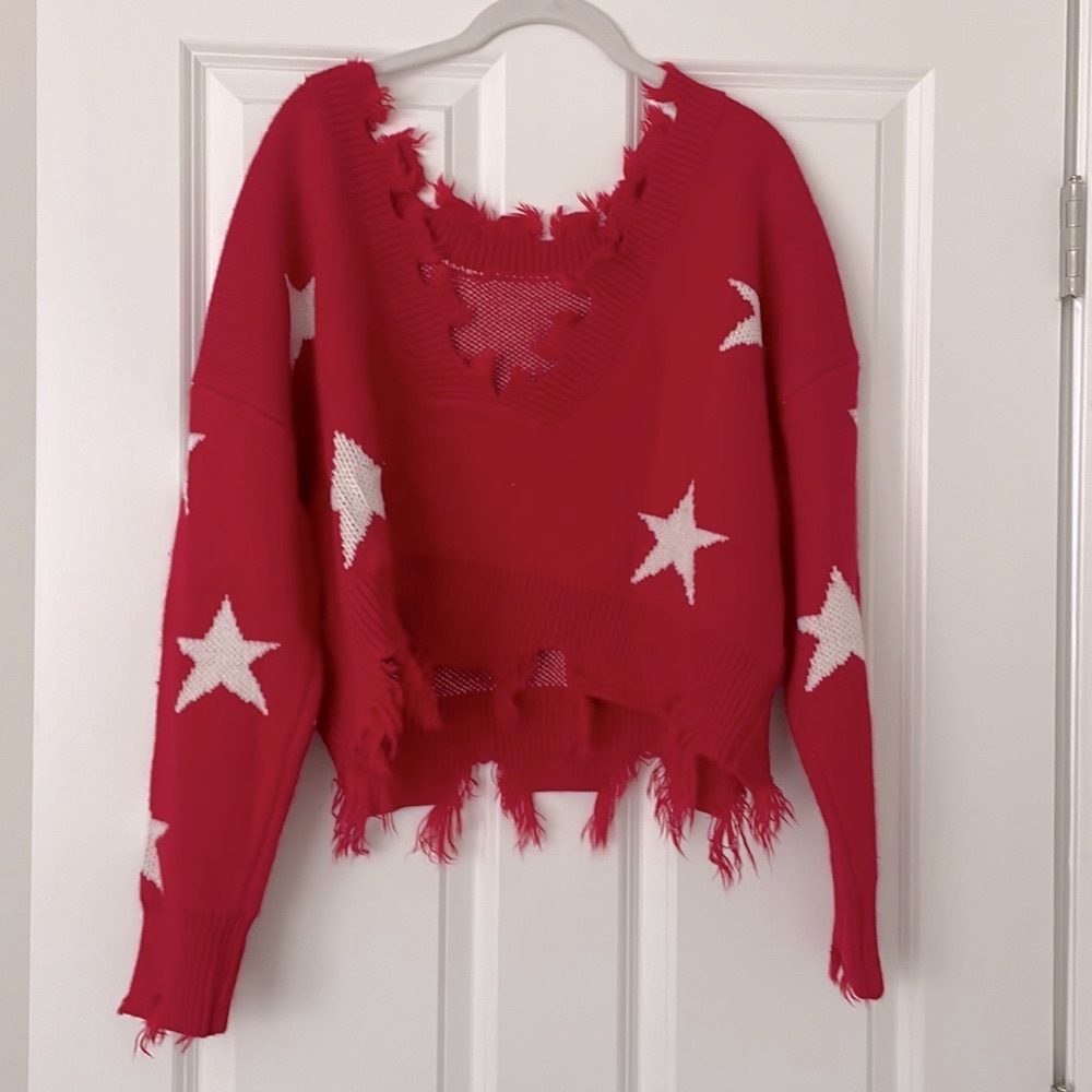 Red star sweater/ medium